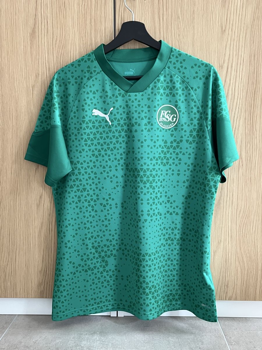 Puma Canottiere & Pantaloni: Puma Trikot Training FCSG – Nuovo (secondo la descrizione) da Kreuzlingen venduto da mariuuss