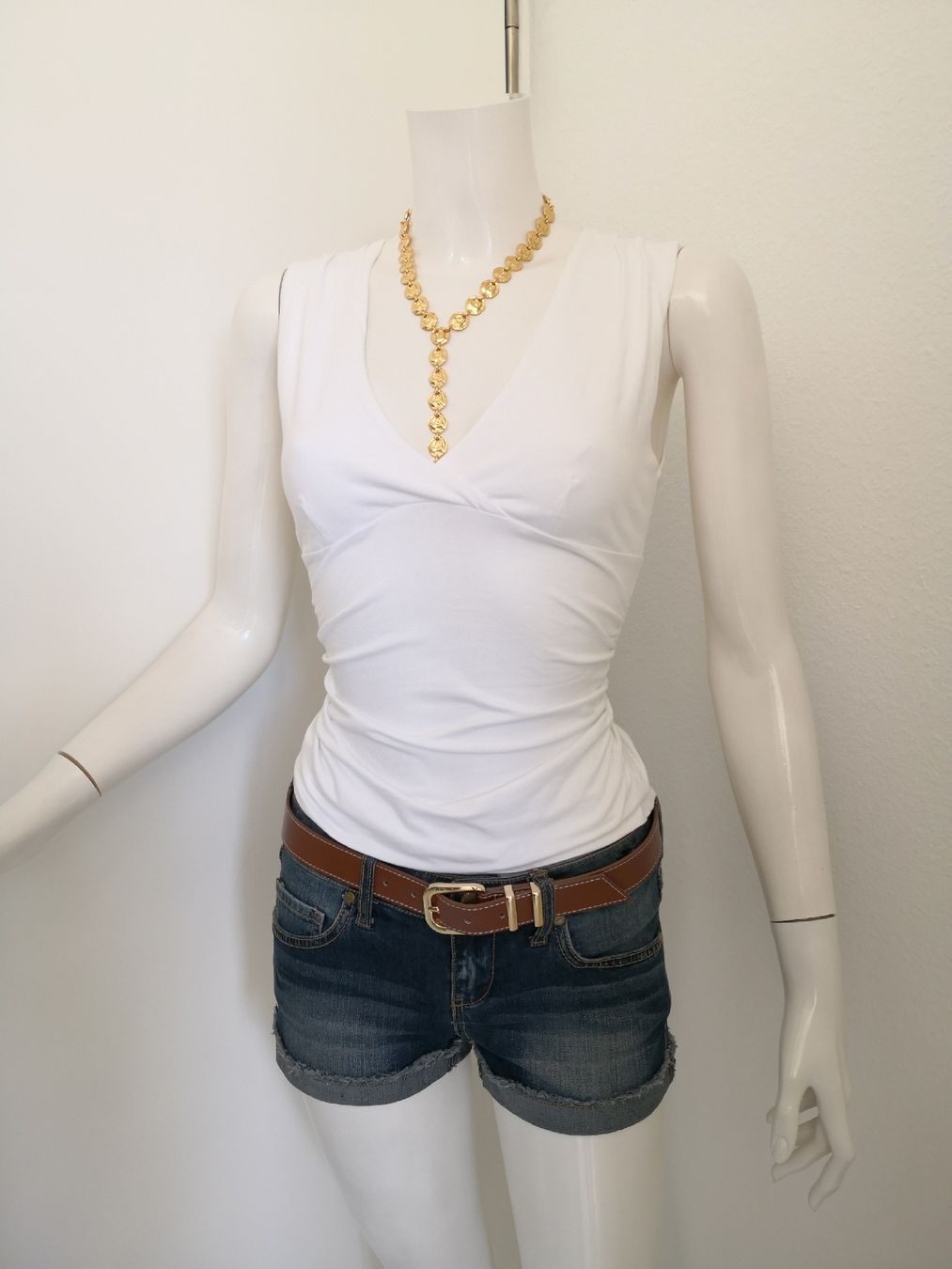 Mango Top: 🤩MANGO TOP WEISS – Usato da Olten venduto da Naja-Twins-Twins 1