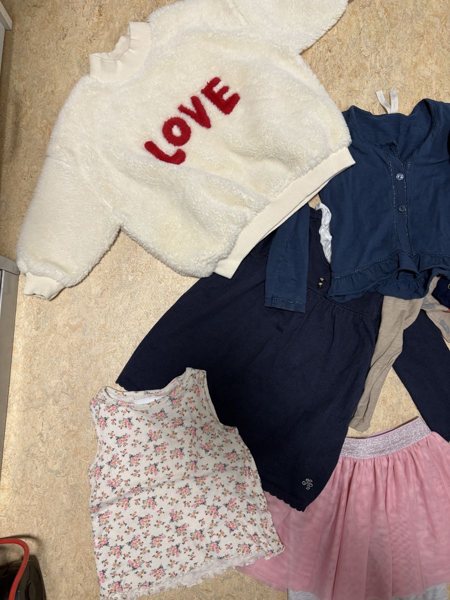 Lotti & Set di vestiti: Kleiderpaket Mädchen Gr.98 – Usato da Pfungen venduto da I18-E24 1