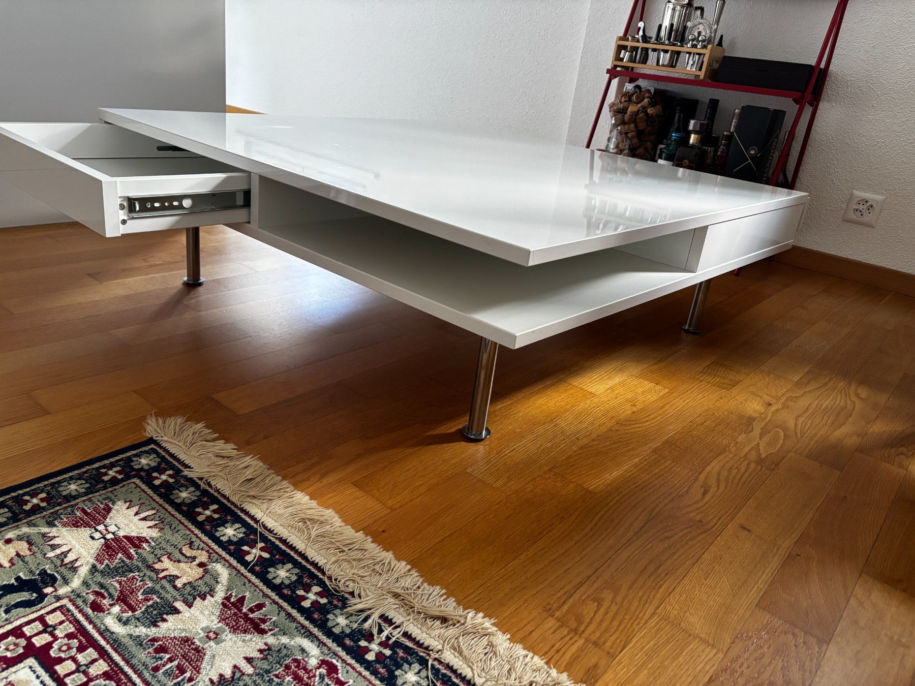 Ikea Tavoli: Wohnzimmertisch weiss mit Schublade und Ablage – Usato da Zürich venduto da igb_hnx6 3