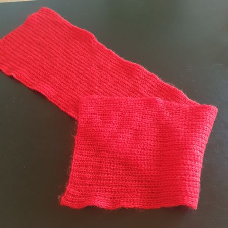 roter Schal aus Baby Mohair