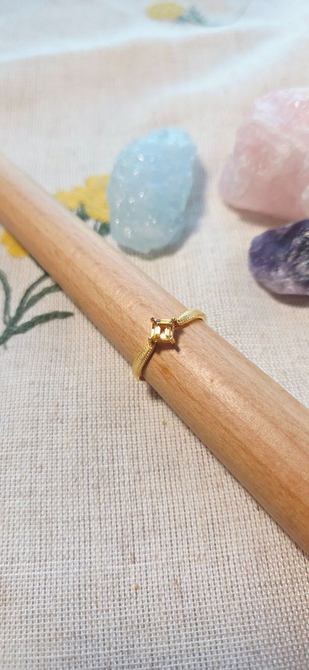 Anelli: NEW - S925 Citrine Ring (Adjustable) – Nuovo (secondo la descrizione) da Zürich venduto da cin_wcf6 4