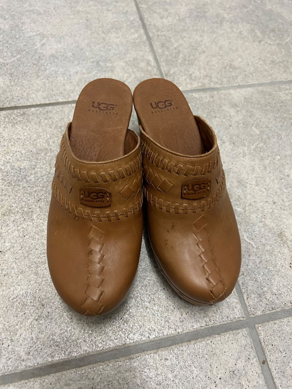 Ugg Scarpe da donna: Ugg Clogs in Braun - Grösse 36 - NEU – Usato da Zürich venduto da chicklet84