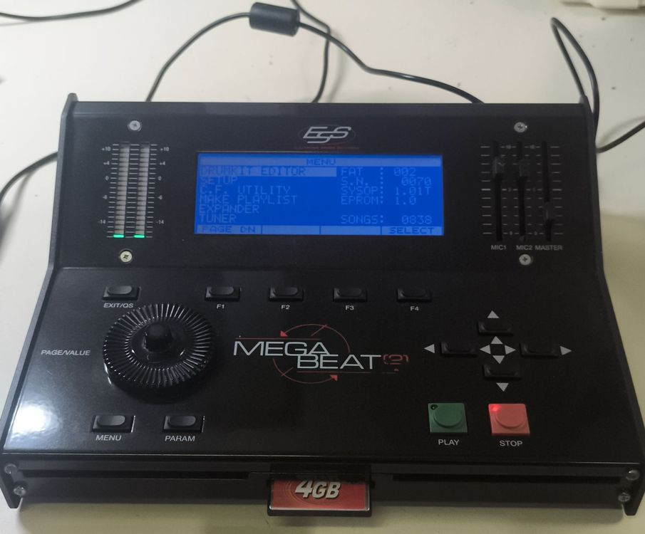 Mega Beat 2 - Groovebox/Sampler & Speicherkarte(nov712) (Gebraucht) in ...