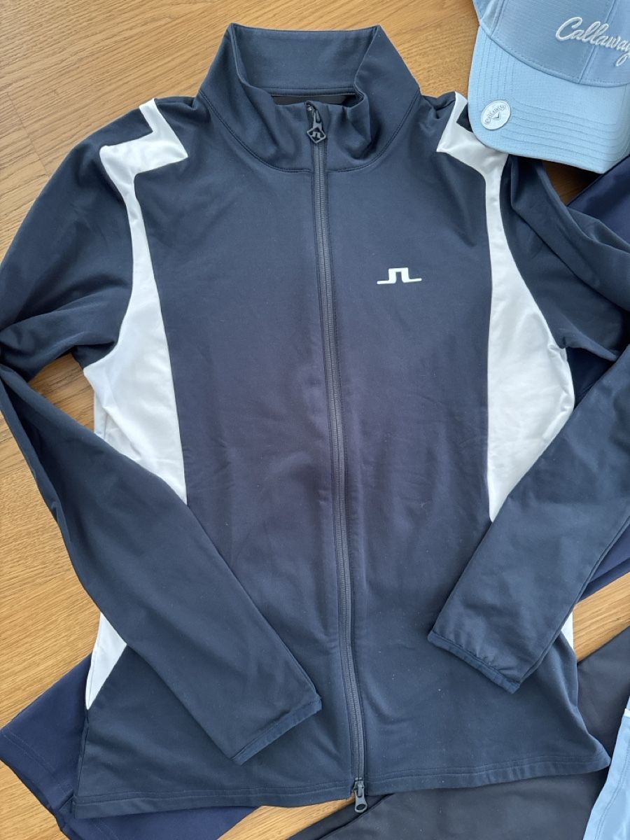 Lotti di vestiti: Set Golfbekleidung, Damen, Gr M/L – Usato da Bonstetten venduto da Tscat 2