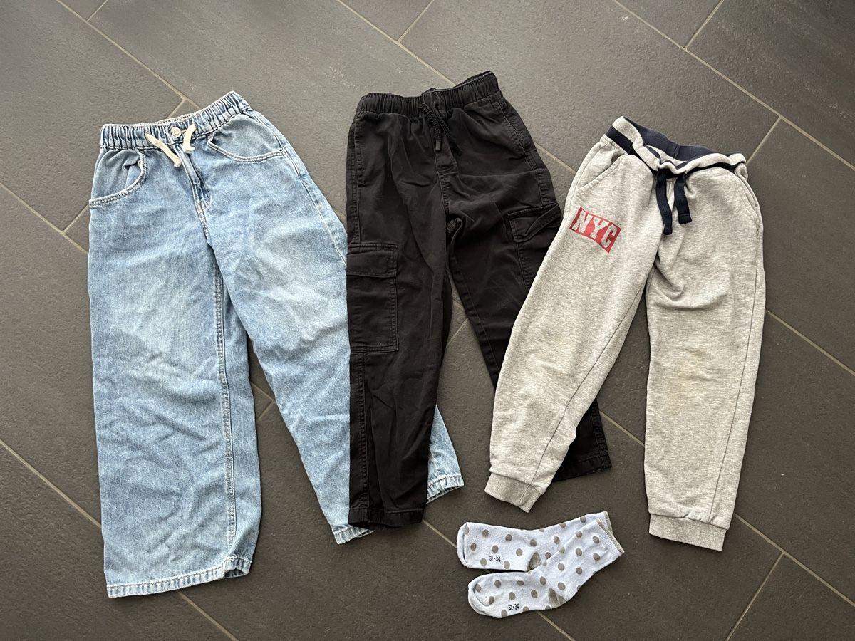 Lotti & Set di vestiti: Kleiderset Junge Gr. 122/128 – Usato da Rottenschwil venduto da gle81 3