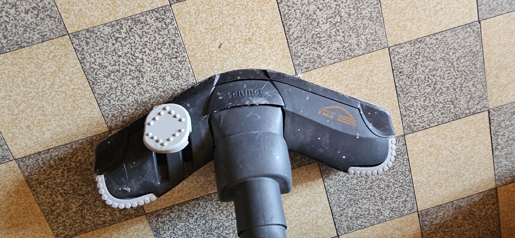 Philips Aspirapolveri & Accessori: Philips Expression Staubsauger +3 neue Beutel – Usato da Belp venduto da Ginus85 3