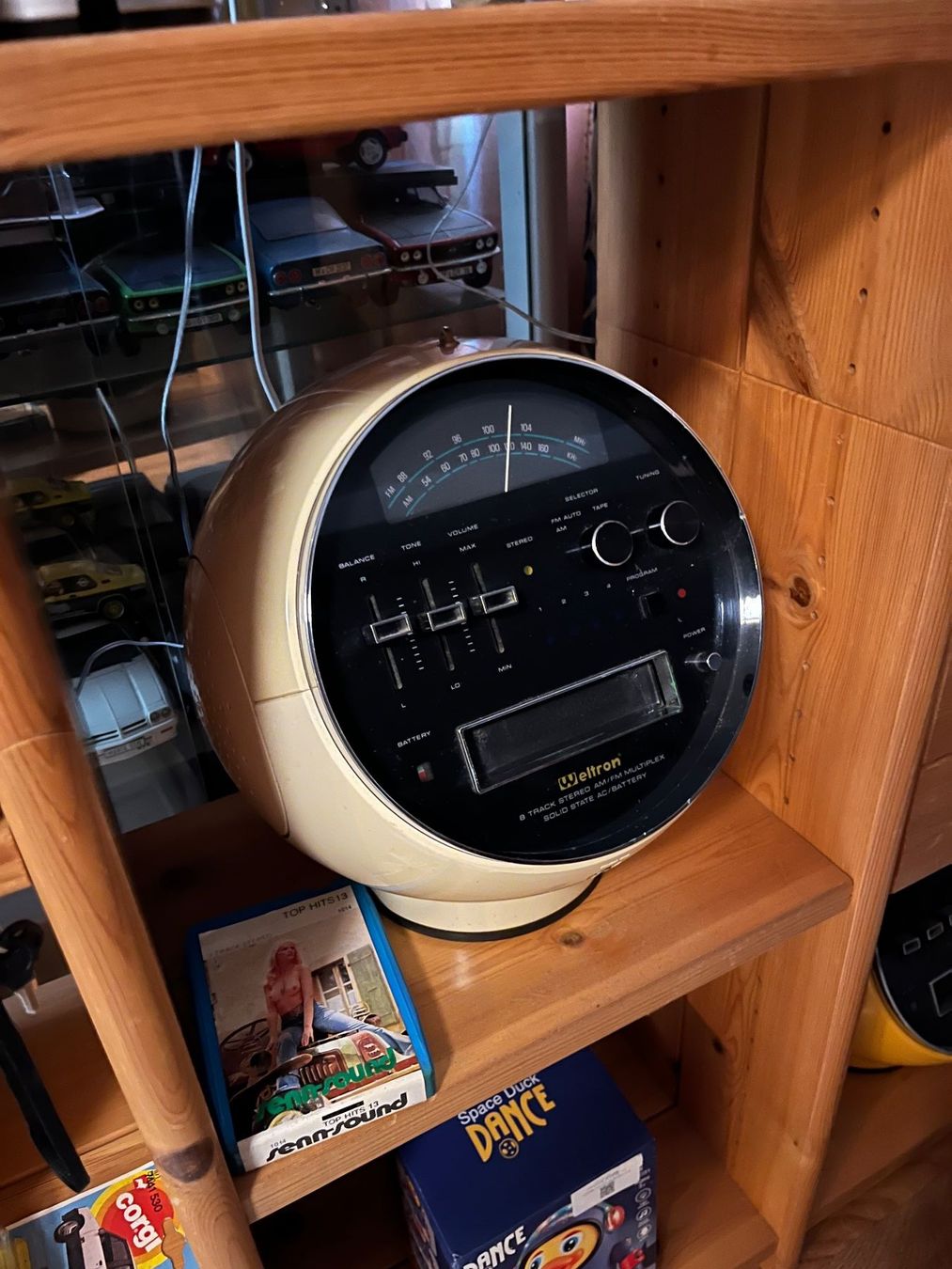 Weltron Radios: WELTRON Model 2001 – Gebraucht aus Menziken von Hotdevil1