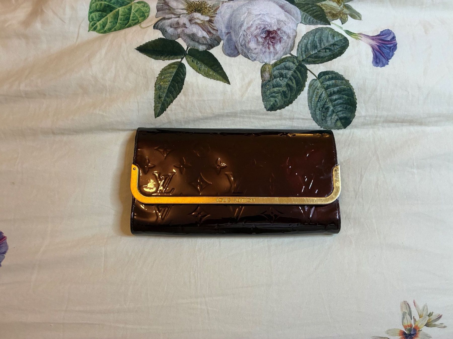Louis Vuitton Borse da donna: pochette Louis Vuitton verni Monogram Ébène, excellent – Usato da Nyon venduto da far_f89n