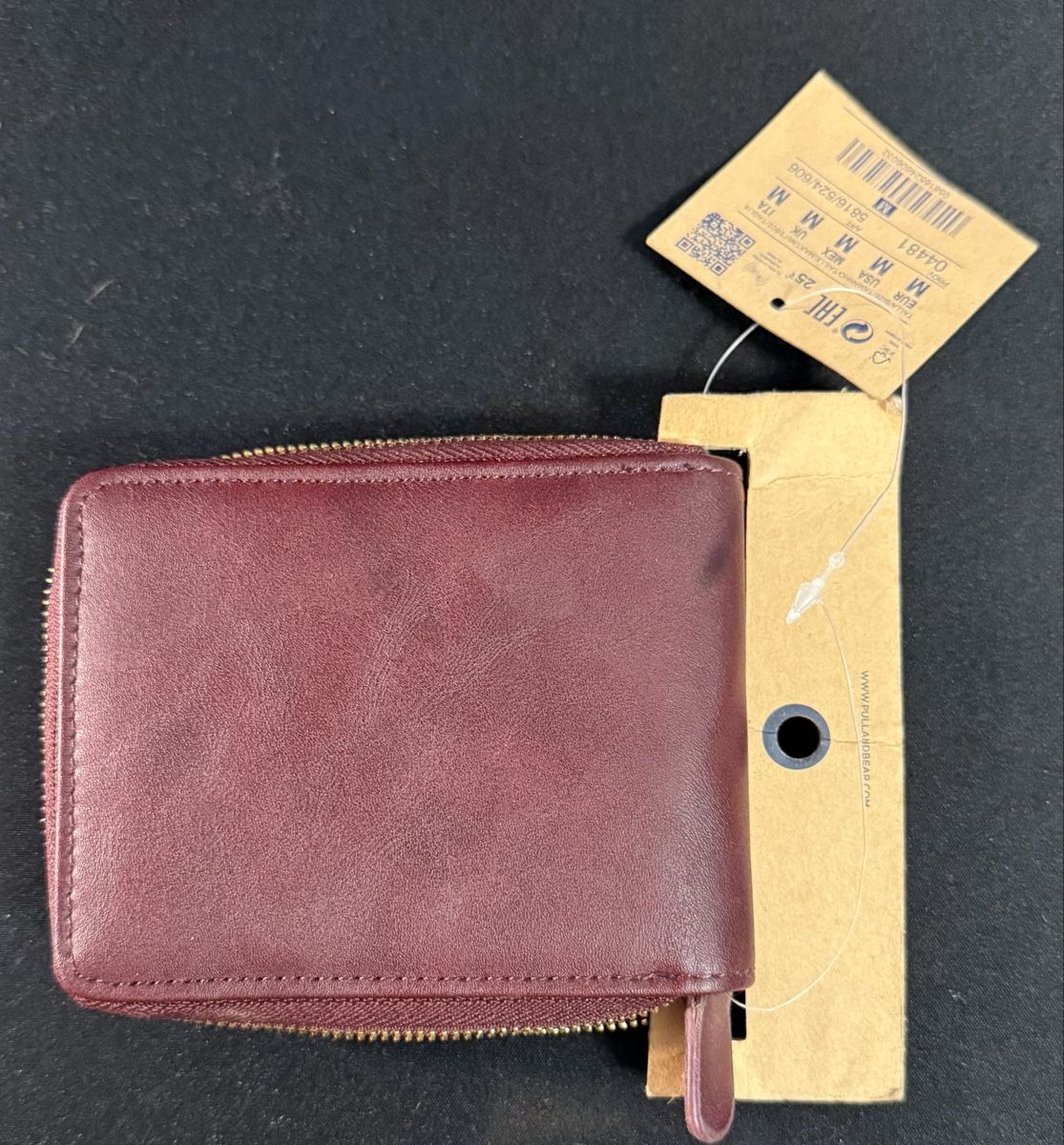 Portafogli: Portefeuille bordeaux Pull&Bear complètement neuf – Nuovo e nell'imballaggio originale da Henniez venduto da Pichurri 1