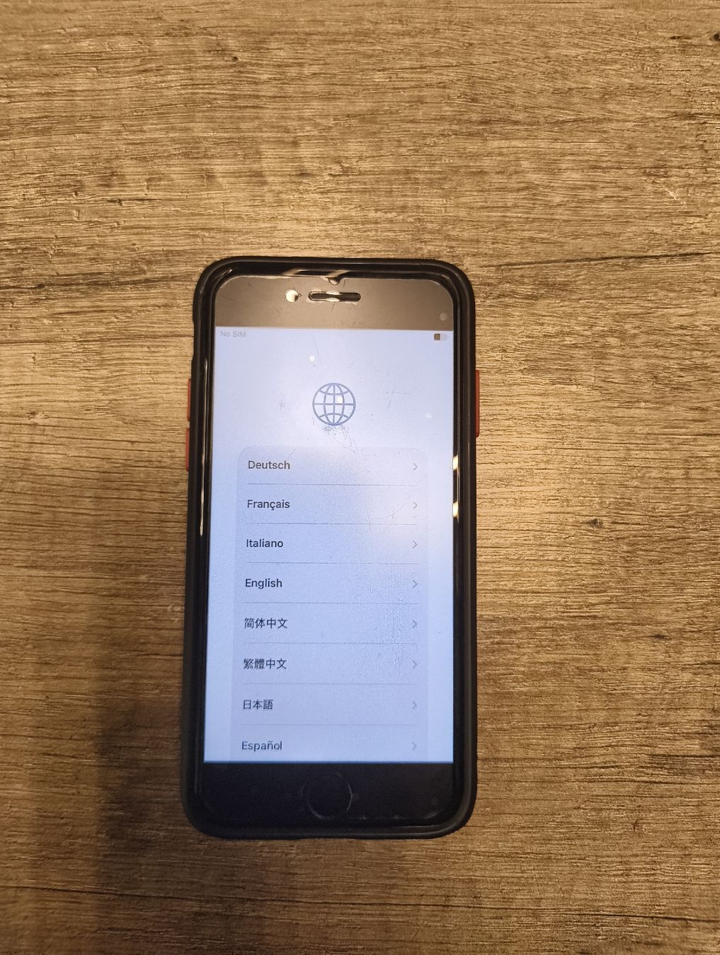Apple Portables: Apple iPhone SE mit Hülle und Ladekabel – D'occasion à Matten b. Interl par roc_292h 2