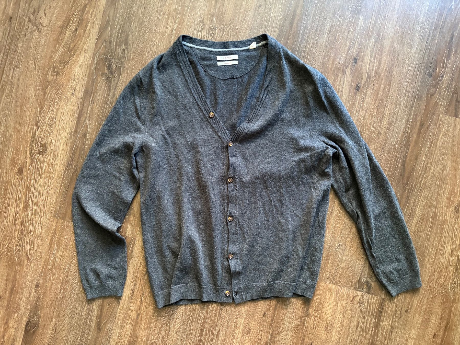 Esprit Maglioni & Felpe: Pullover V-Ausschnitt Merino Gr. XXL – Usato da Muttenz venduto da nataschasia