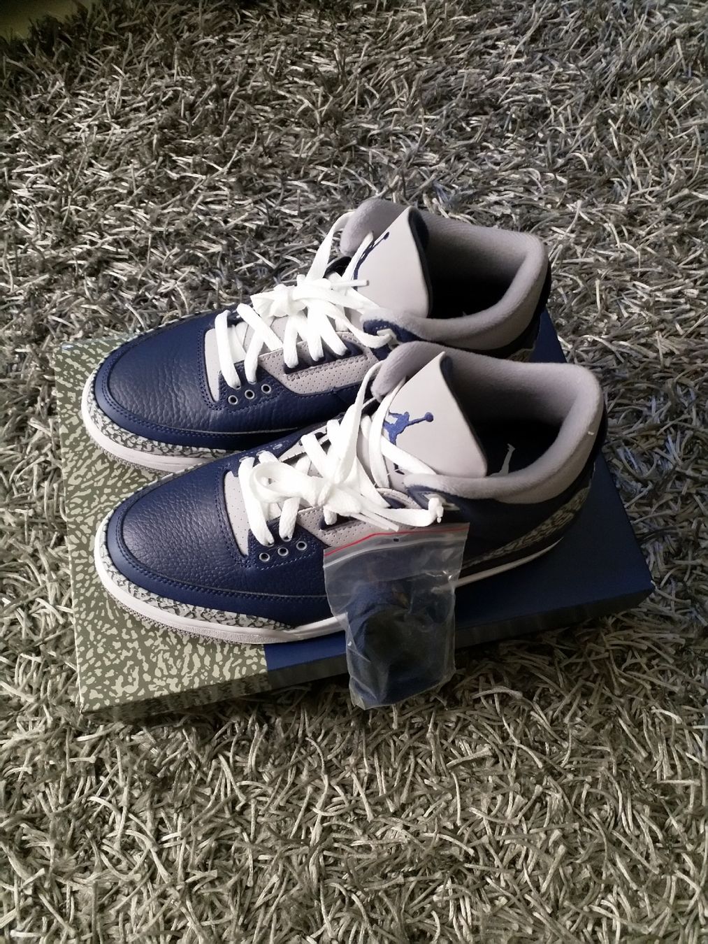 Scarpe da uomo: Nike Jordan 3 Retro "Georgetown" EU 42 – Nuovo e nell'imballaggio originale da Dübendorf venduto da Allseller 1