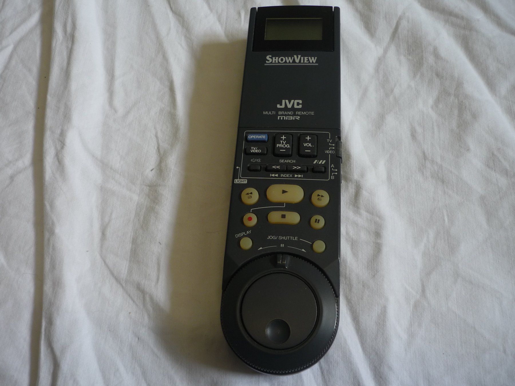 JVC Telecomandi: Fernbedienung JVC Multi Brand Player Remote control UM-3 – Usato da Beringen venduto da Flatretriever