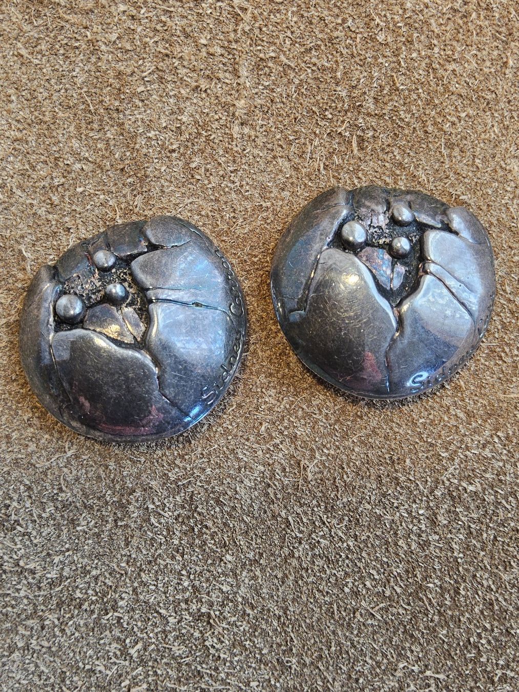 Ohrringe & -stecker: Vintage Sidney Larron Paris signierte Ohrclips – Gebraucht aus Zürich von SciTec 3