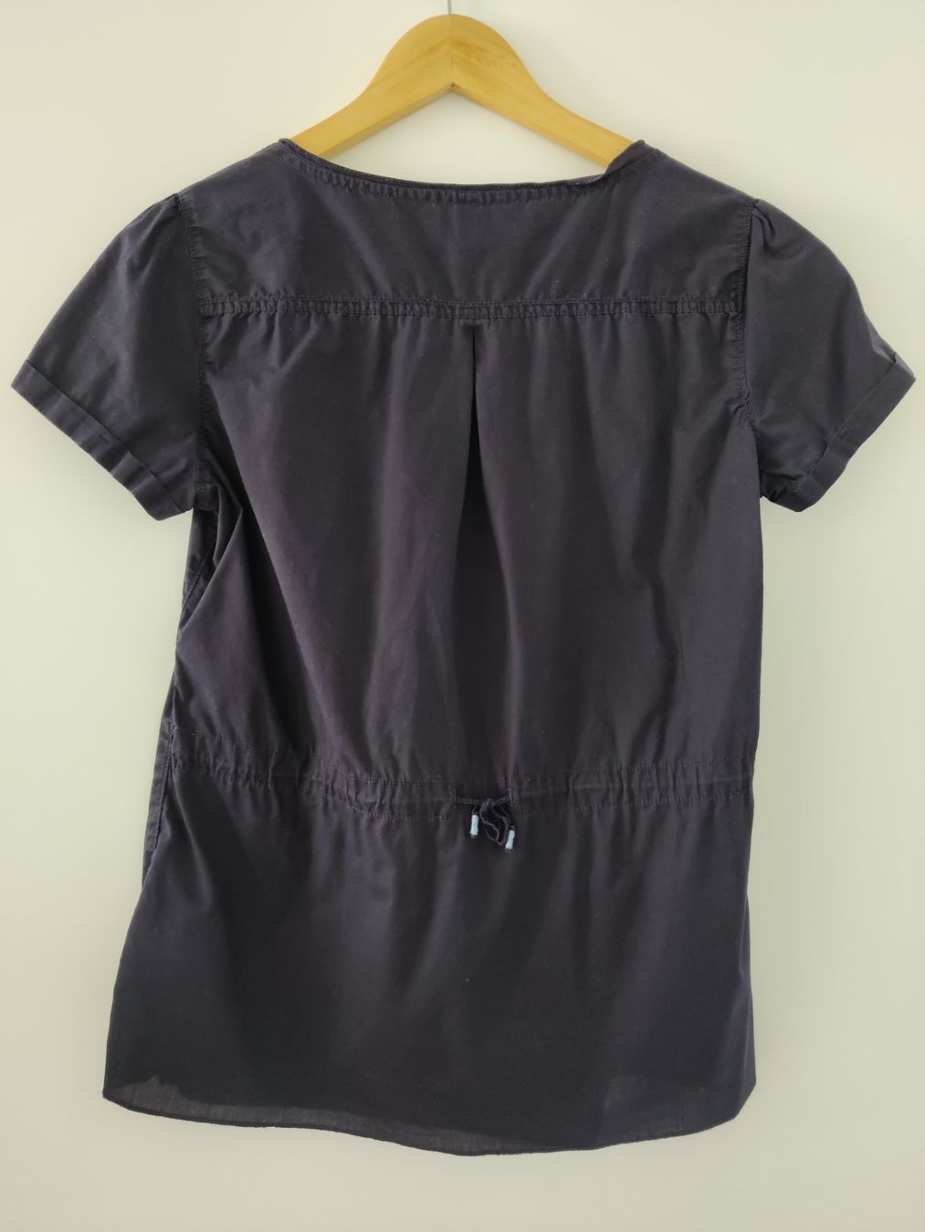 Tops: Top – D'occasion à Basel par vel_w2tr 2
