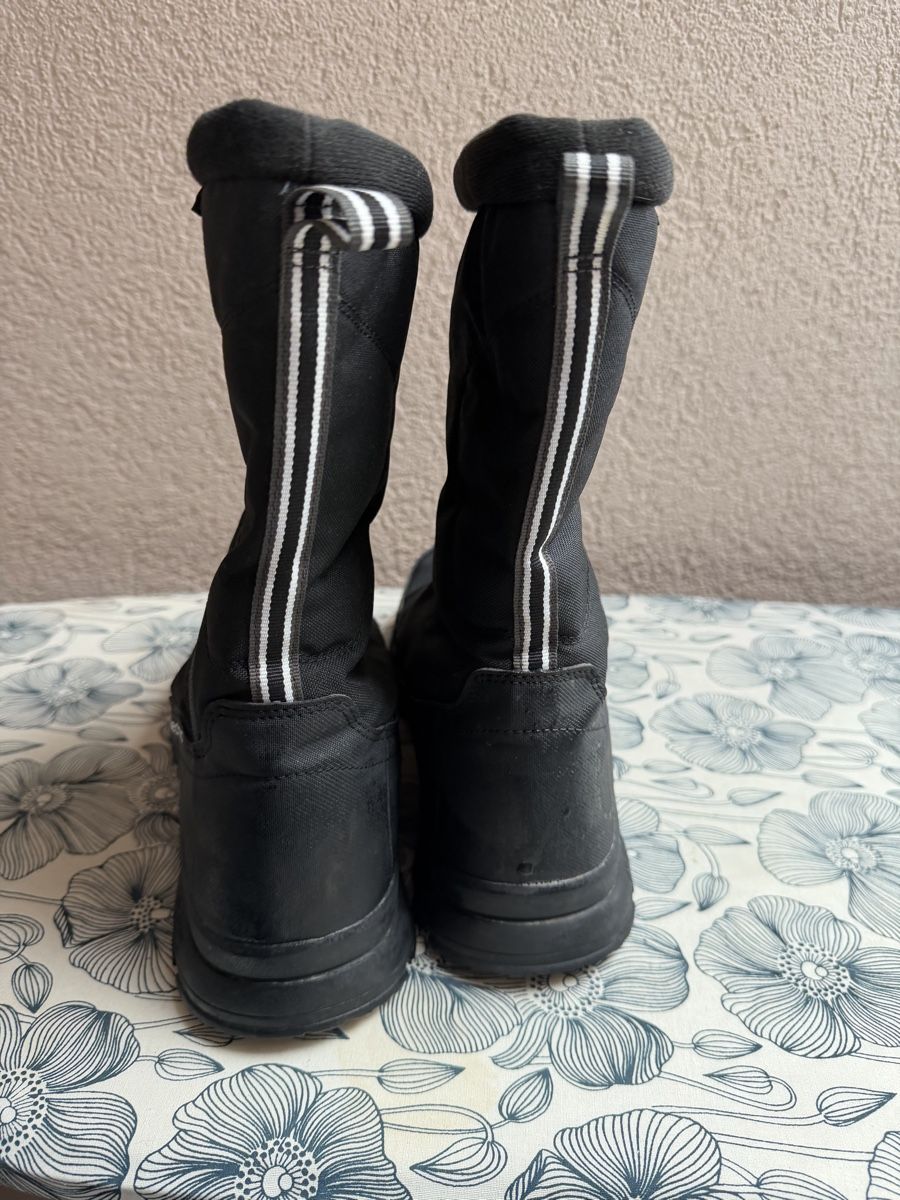 Scarpe da uomo: Bottes de neige Quechua chaude – Usato da Savagnier venduto da Pivovar2 2