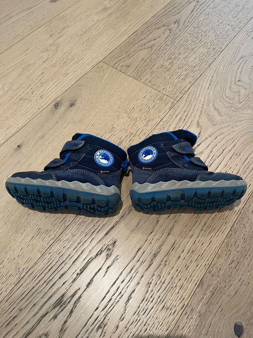 Superfit Schuhe für Jungen: GoreTex Superfit Winter Schuhe Gr. 23 – Gebraucht aus Wettingen von xiaoshir 1