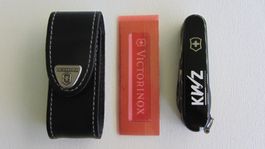 Victorinox Offiziersmesser, neuwertig im Leder Etui !