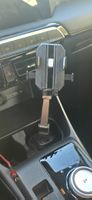 Handyhalterung für Getränkehalter im Auto
