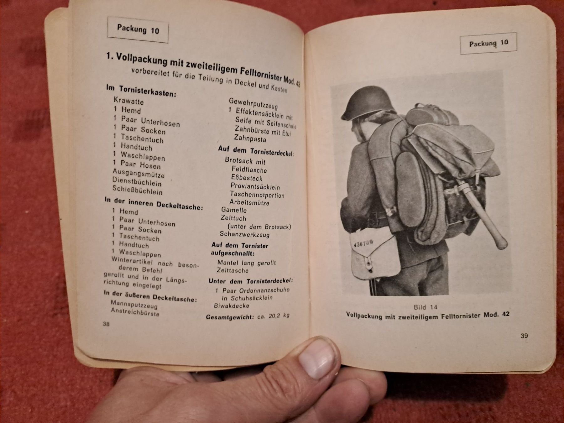 Bücher: Reglement  ' Gepäckvorschrift " – Gebraucht aus St.Gallen von Infanteriewerk