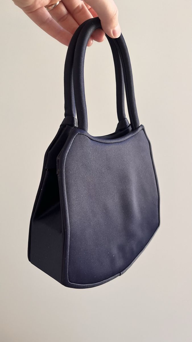 Sacs femmes: Borsa Scheilan a mano elegante nera donna nuova – D'occasion à Lugano par yul_fhg2 5