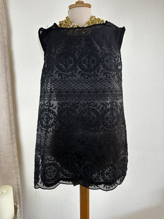 Haut sans manches dentelle noir femme T34 occasion