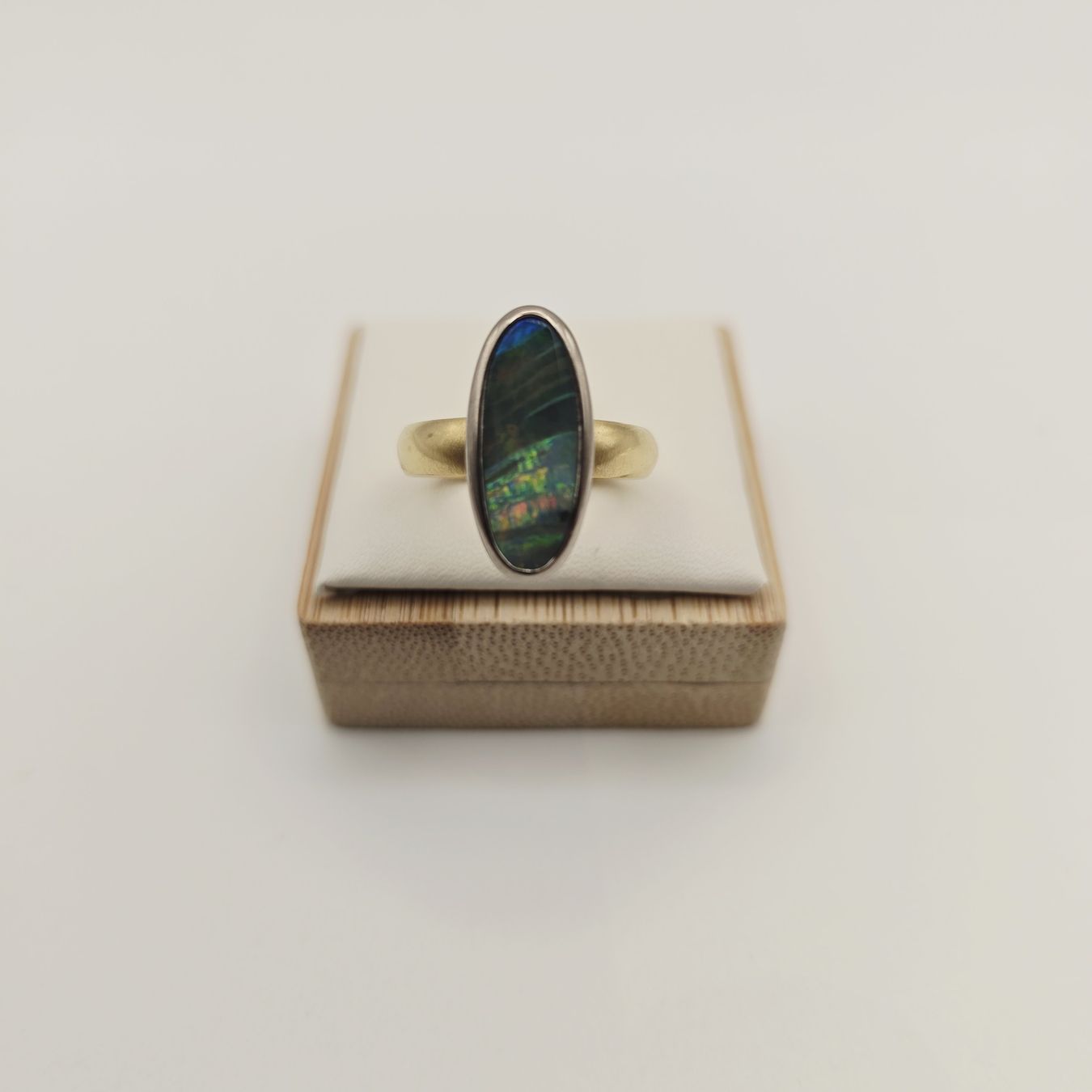 Anelli: Gold Ring Opal 18 KT 750 Gold Gr 53 – Nuovo (secondo la descrizione) da Stein am Rhein venduto da JuwelierSteinbock.CH