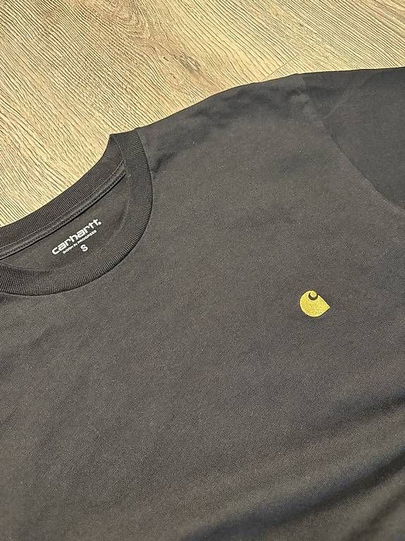 T-shirts: T shirt carhartt  – D'occasion à Cheseaux-Lausanne par mad_mnv2 1
