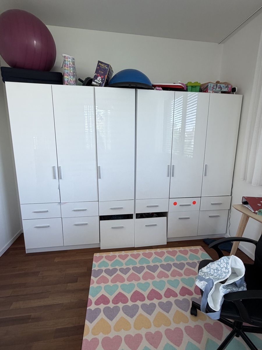 Armadi: Garderobe kleiderschrank (x 2) – Usato da Herrliberg venduto da mel_7gs8