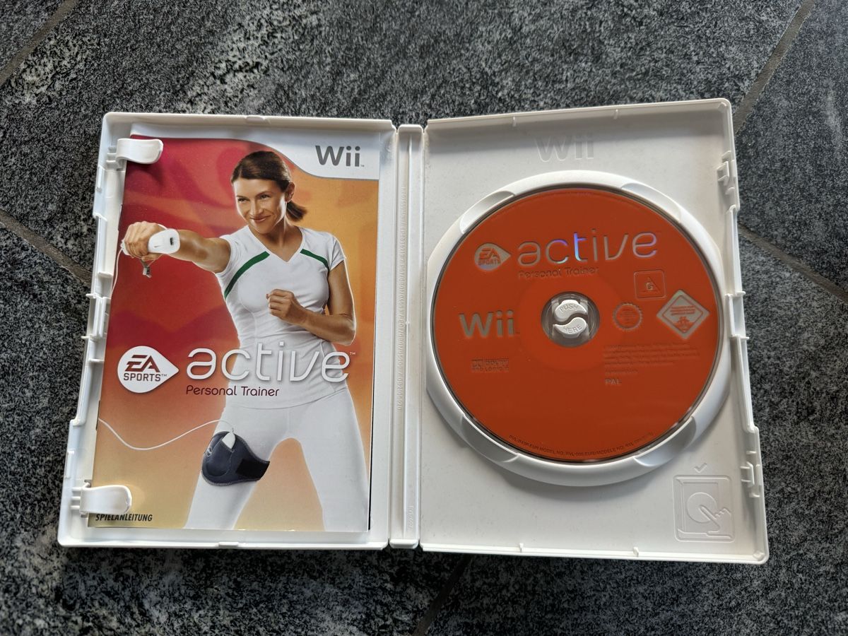 Nintendo Giochi: EA Sports Active Personal Trainer Wii – Usato da Turgi venduto da Nicci007 1