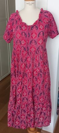 LUFTIG LEICHTES KLEID MAXIKLEID MIDIKLEID GR. 40 L