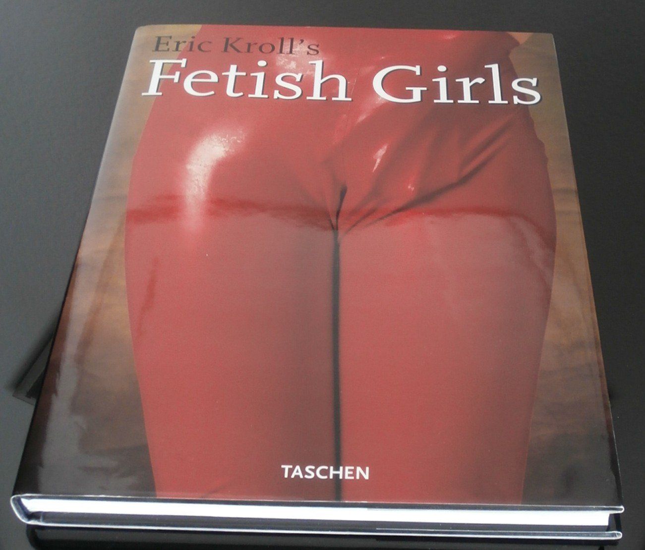 Libri: Eric Kroll’s Fetish Girls – Nuovo (secondo la descrizione) da Dierikon venduto da EdelGut