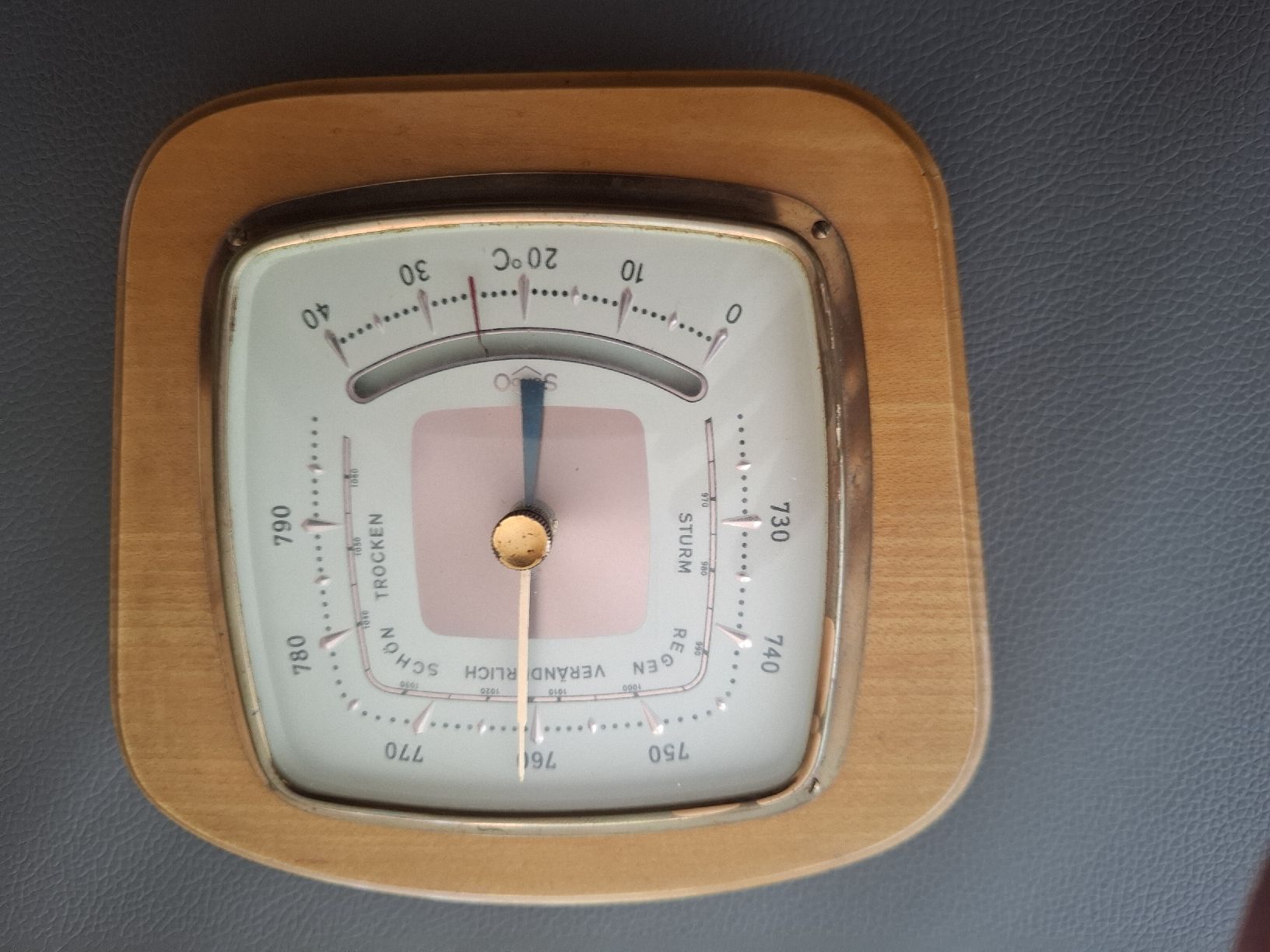 Altro per la casa: Sehr Alter Wandbarometer mit Thermometer Holz E. Seiler – Usato da St.Gallen venduto da bpeter01 5