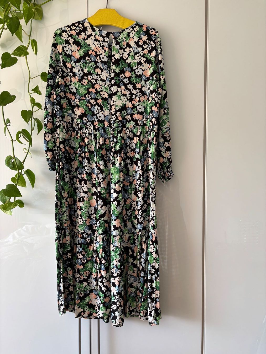 Robes: Maxidress mit Blumenprint – D'occasion à Zürich par missmodernage 6