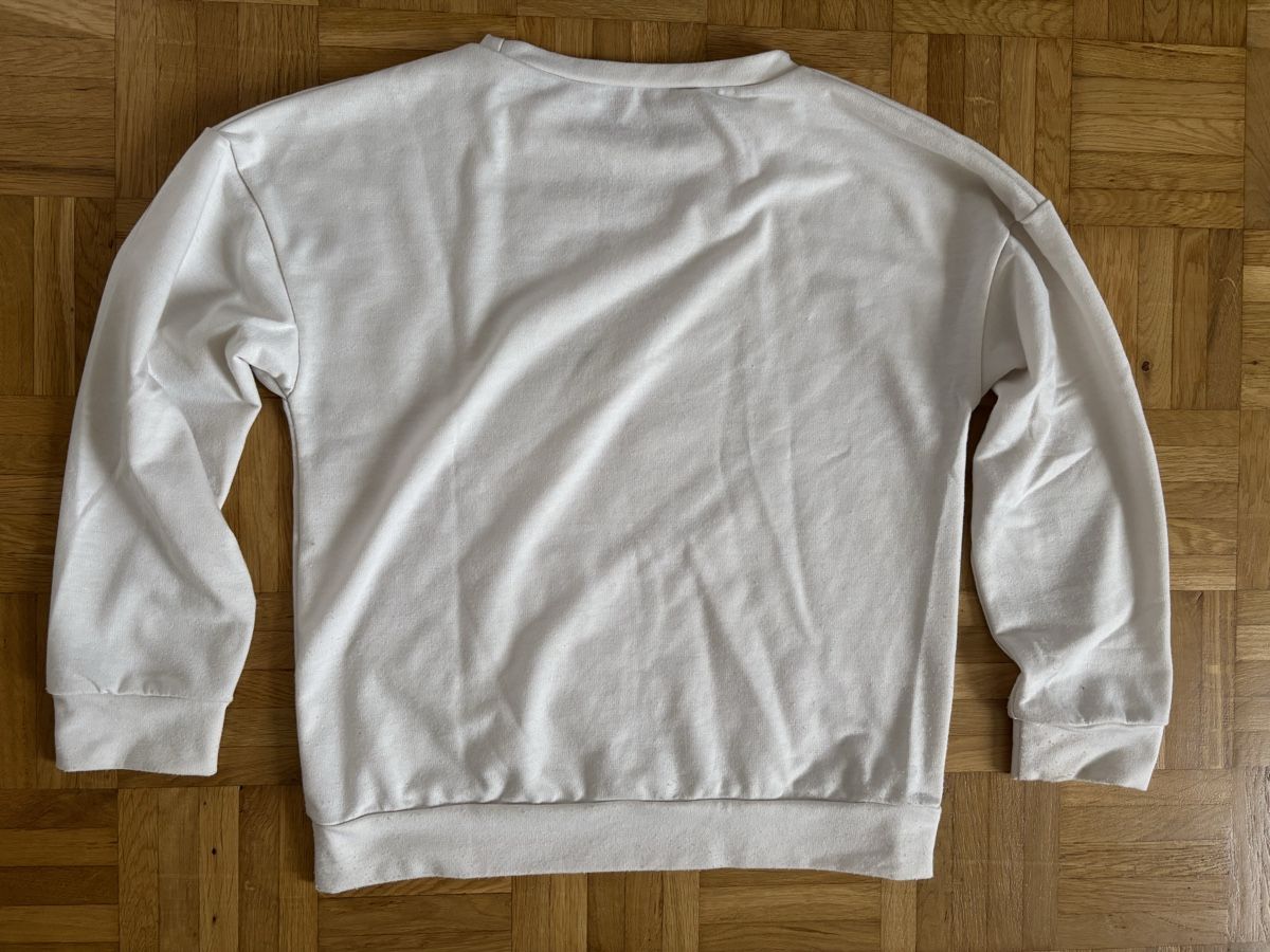 Pullover & Sweatshirts: Pull Manga taille 140 – Gebraucht aus Bernex von mar_82vn 1
