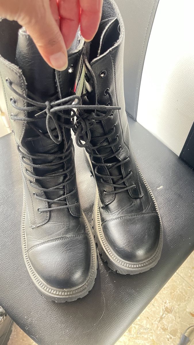 Herrenschuhe: Schwarze Boots Gr. 41 gut erhalten – Gebraucht aus Trimbach von Alessia75