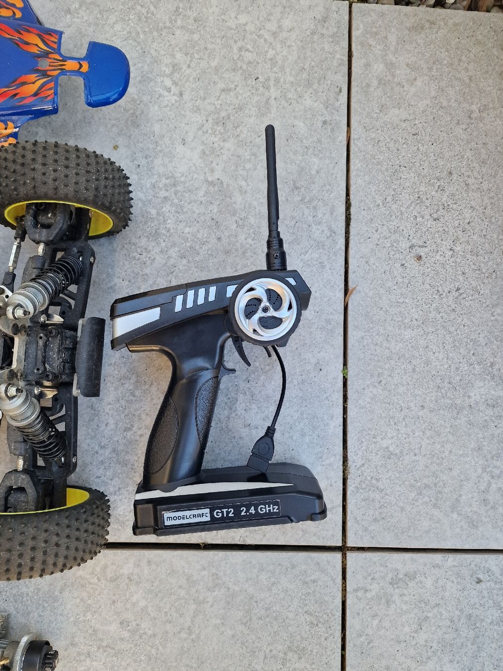 RC Modellbau: Ferngesteuertes Auto Benzin – Gebraucht aus Wil SG von aerofire 2