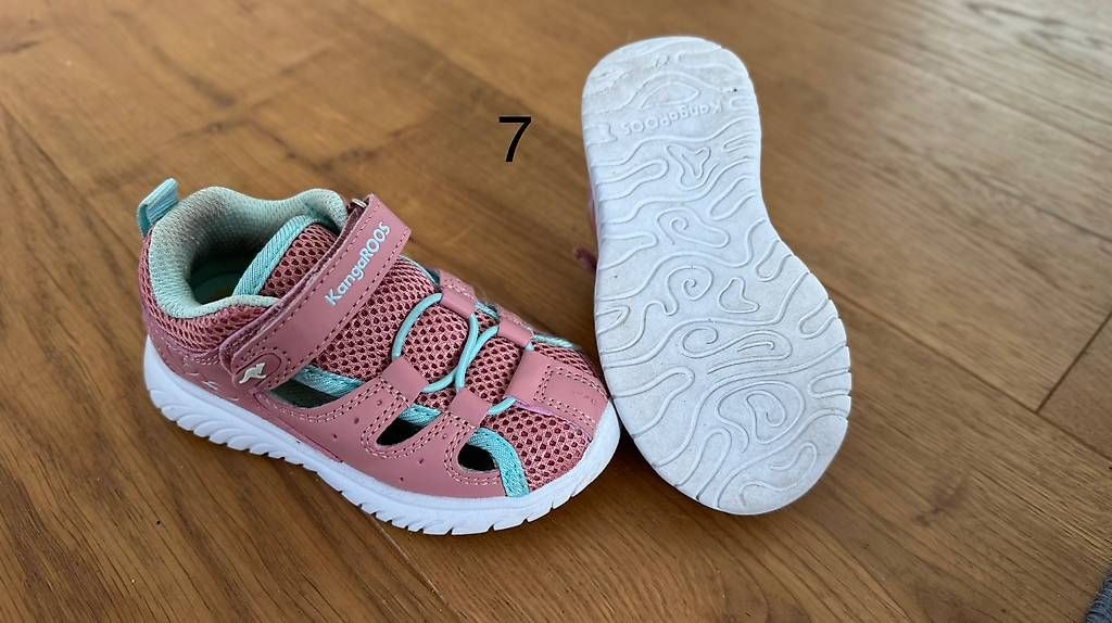 Scarpe per ragazze: Diverse Schuhe Gr.23 – Usato da Schafisheim venduto da amey8 1