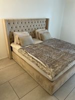 Bett/Chesterfield Design mit viel Stauraum 180x200cm