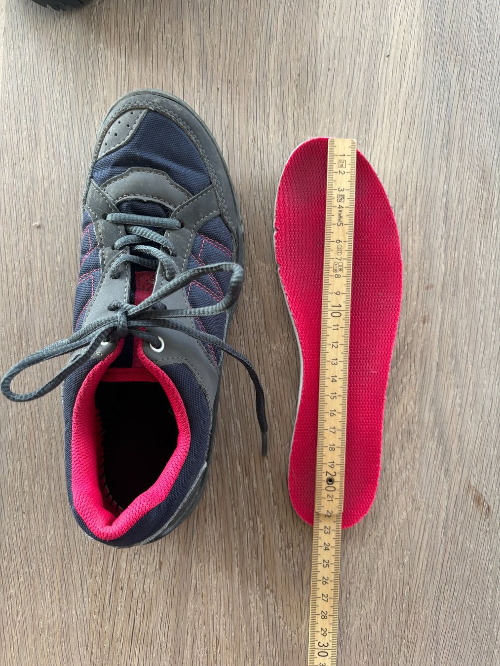 Decathlon Scarpe per ragazze: Paire de chaussures de marche p. 36 Quechua – Usato da Pully venduto da Fictikalli 5