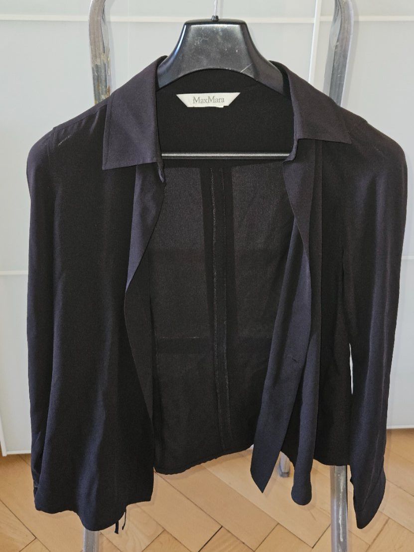 Max Mara Camicette: Max Mara Wickel- Bluse schwarz Grösse 38. – Usato da Zürich venduto da Dobet 2