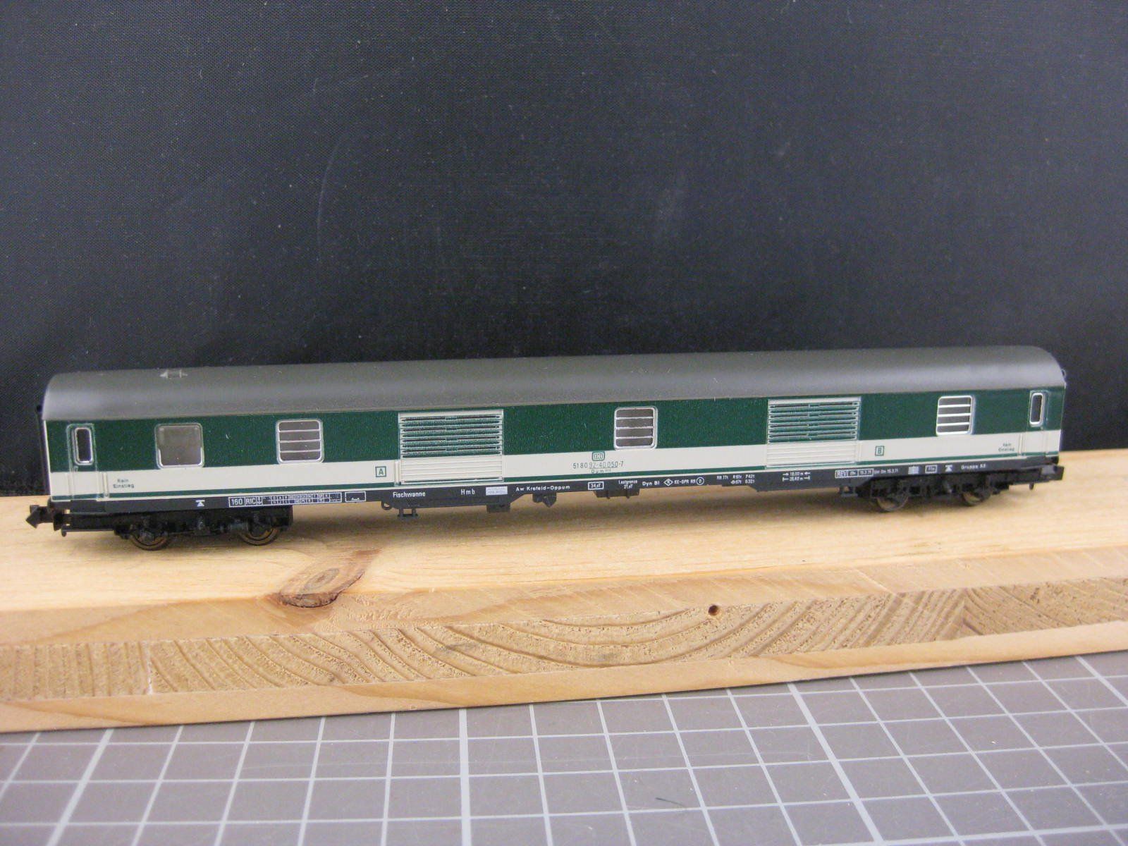 Fleischmann Modelleisenbahnen: Fleischmann DB Packwagen, ohne OVP, Spur N, gebraucht – Gebraucht aus Malters von Marosko 1