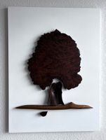 Baumbild Skulptur auf weissem Brett von Andreas Stoll