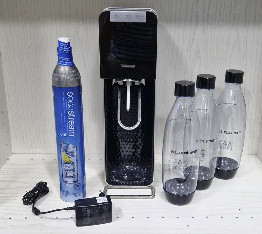 SodaStream Power inkl. Flaschen & CO2 Zylinder Kaufen auf Ricardo