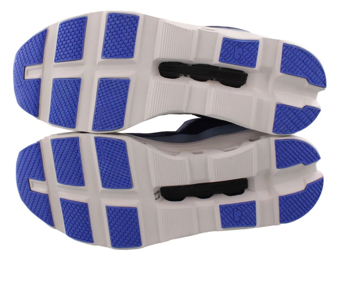 On Chaussures femmes: Neue Turnschuhe On Cloud 39 Cloudmonster – Neuf avec emballage d'origine à Bern par isa_f8bl 4