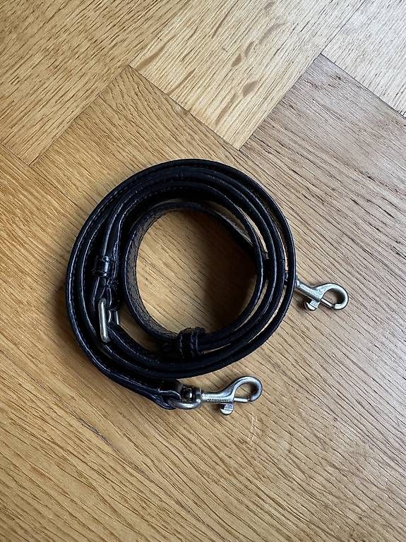 Borse da donna: Yves Saint Laurent Tasche, schwarz – Usato da Bern venduto da pat_9m6x 4