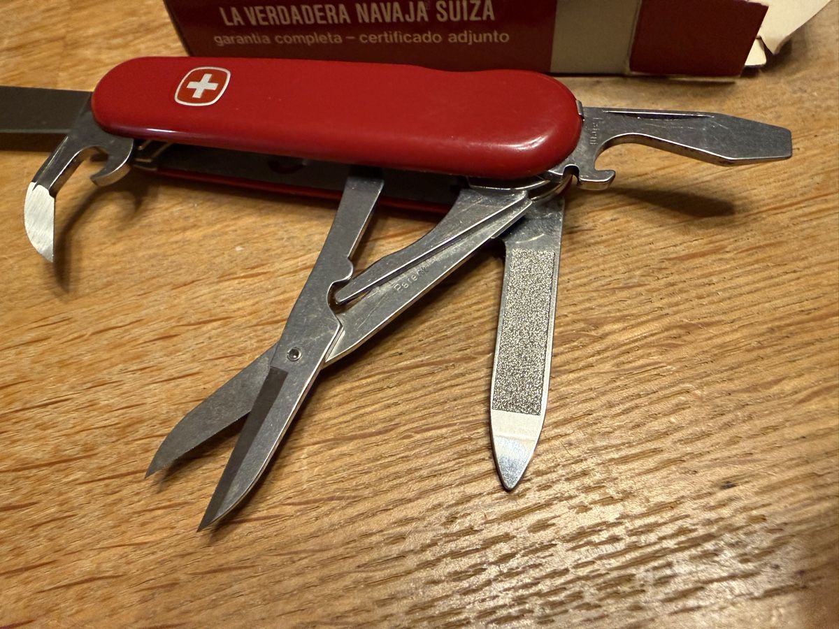 Wenger Coltelli tascabile: Wenger Taschenmesser mit Schere – Usato da Goldach venduto da Messerguru 3