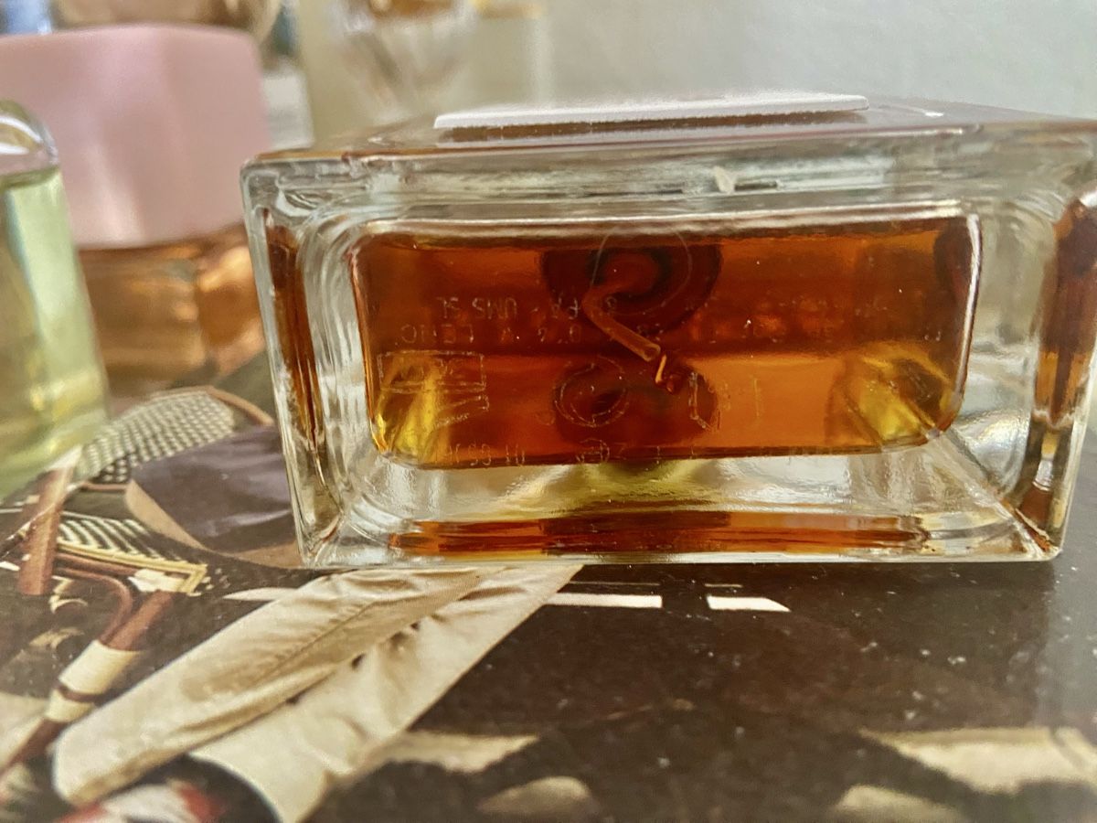 Profumi & Eau de Toilette: Eight & Bob Annicke 5 100ml – Usato da Bossonnens venduto da Ylangsoleil 2