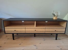 Lowboard schwarz Holz mit 3 Schubladen guter Zustand